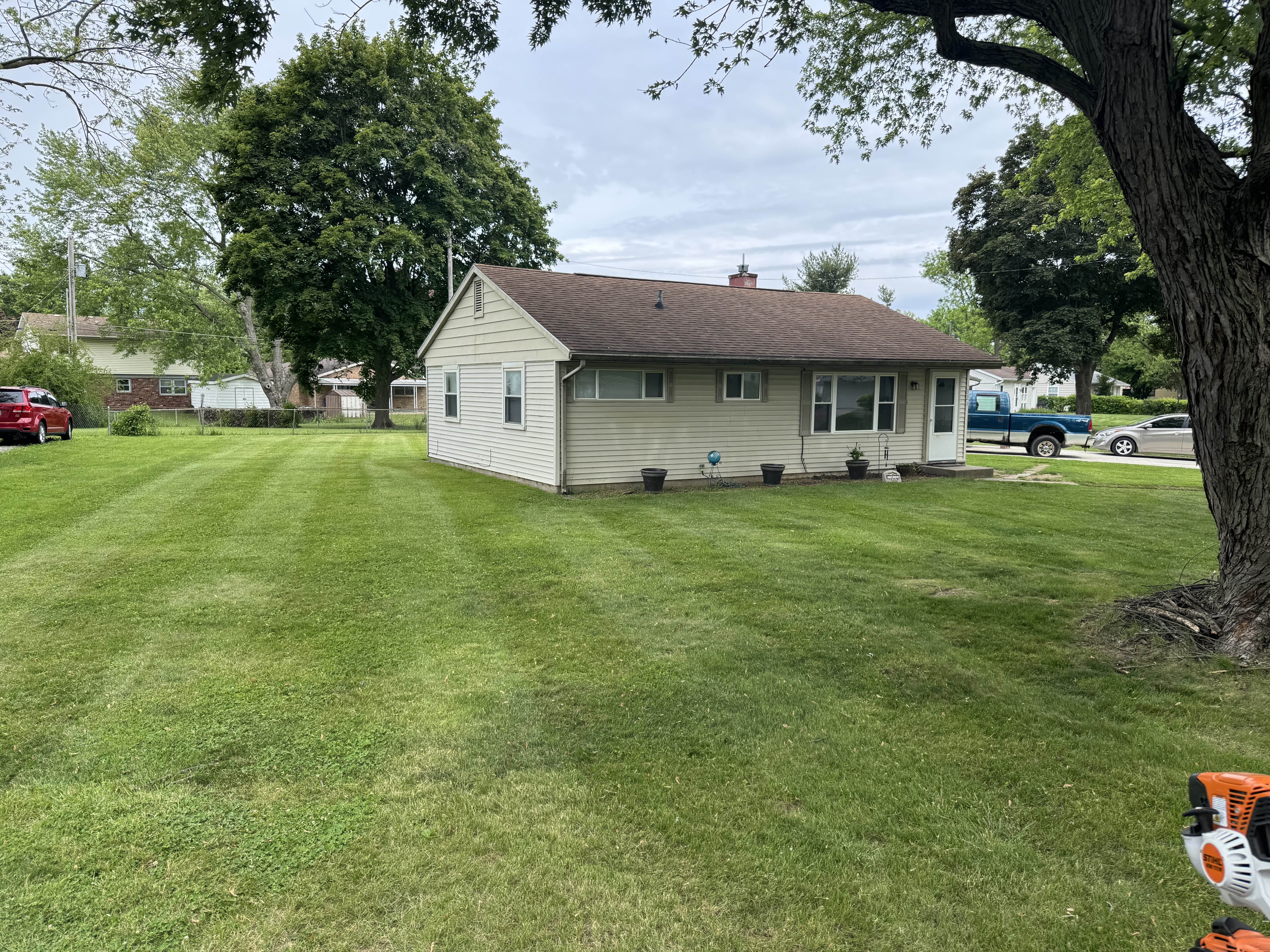 Residential Lawn Care 4
